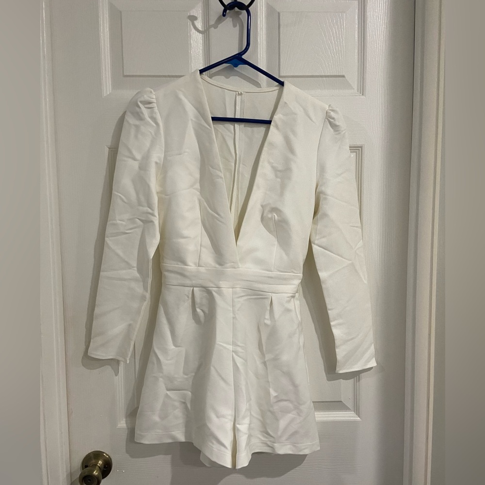 Low V, Sexy White Romper